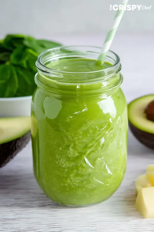 Green Spinach and Avocado Smoothie