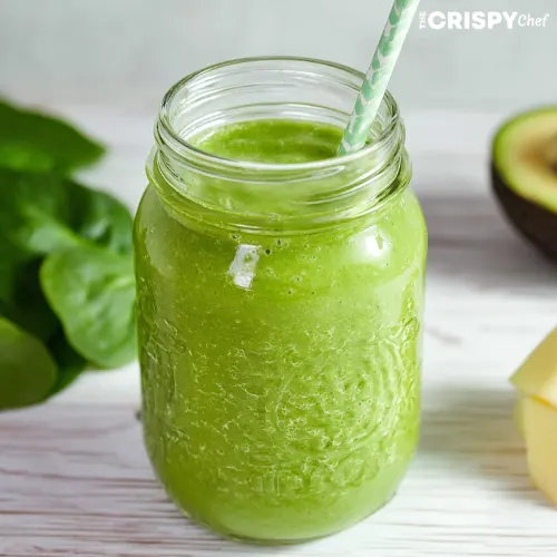Green Spinach and Avocado Smoothie