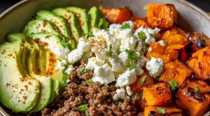 Ground Beef Hot Honey Bowl topped with spicy honey and fresh vegetables
